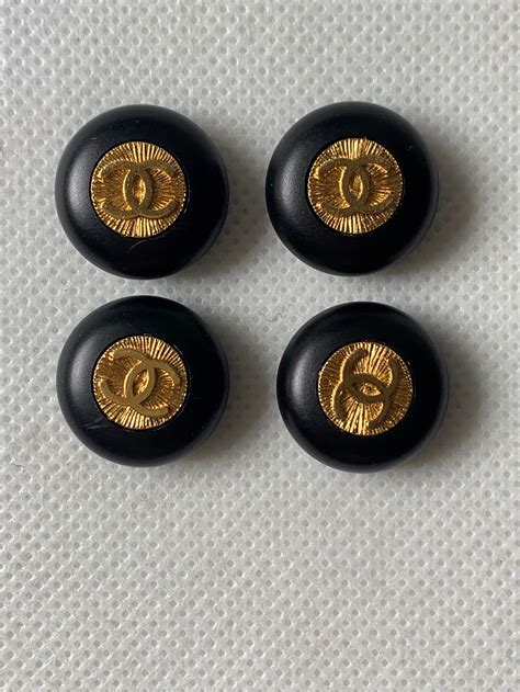 chanel vintage buttons